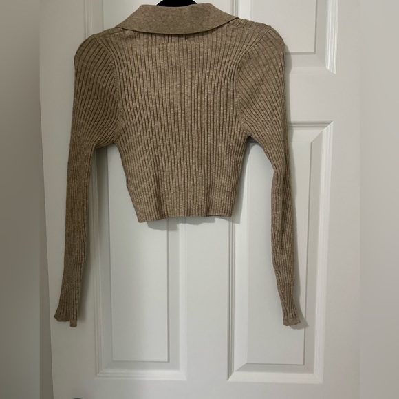 NWT URBAN OUTFITTERS Skylar Ribbed Button-front Cropped Sweater - Picture 6 of 6